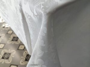 מפת שולחן לבן