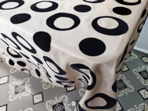 מפת שולחן - מעוגל זהב